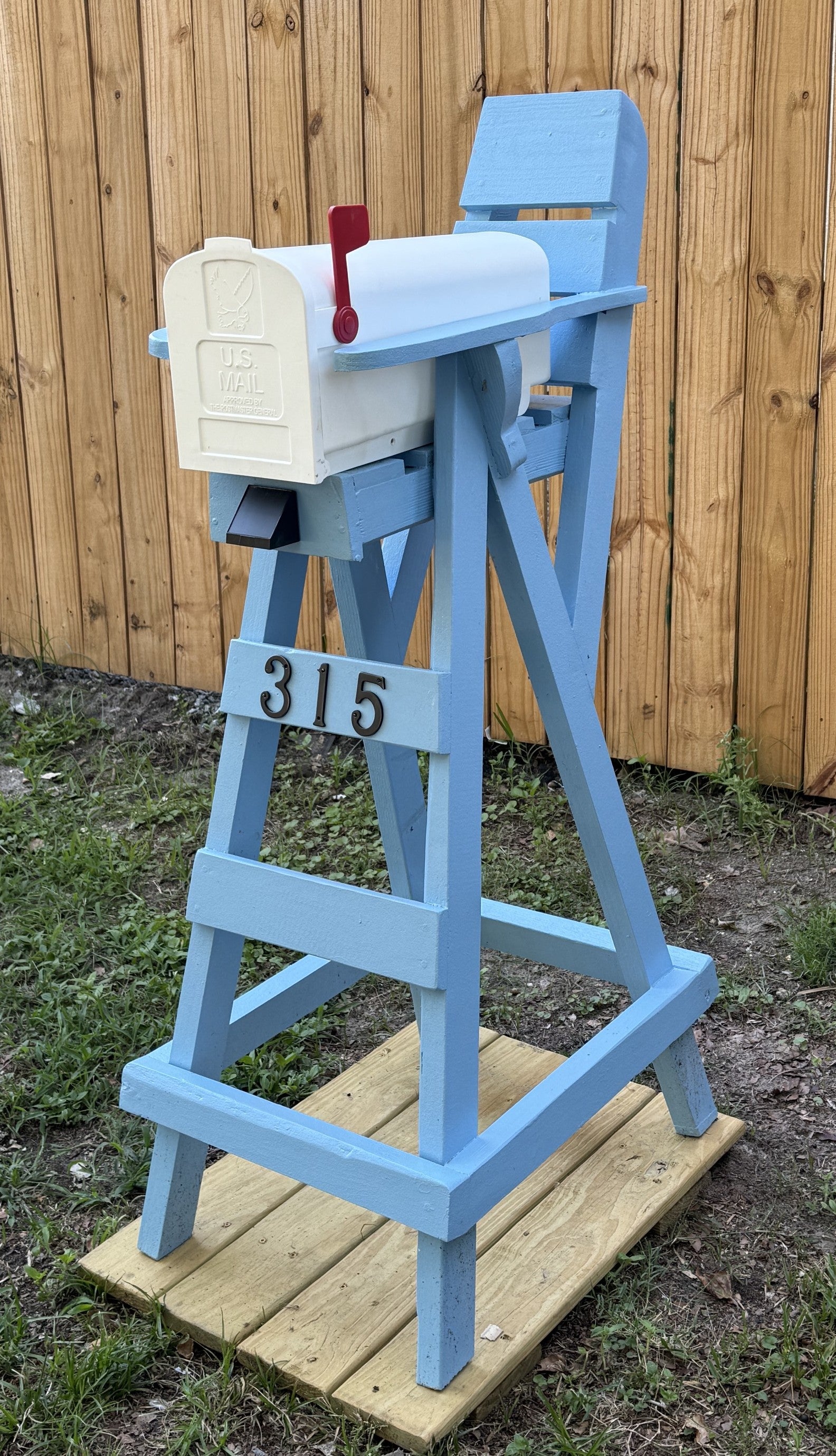 Lifeguard Stand Mailbox